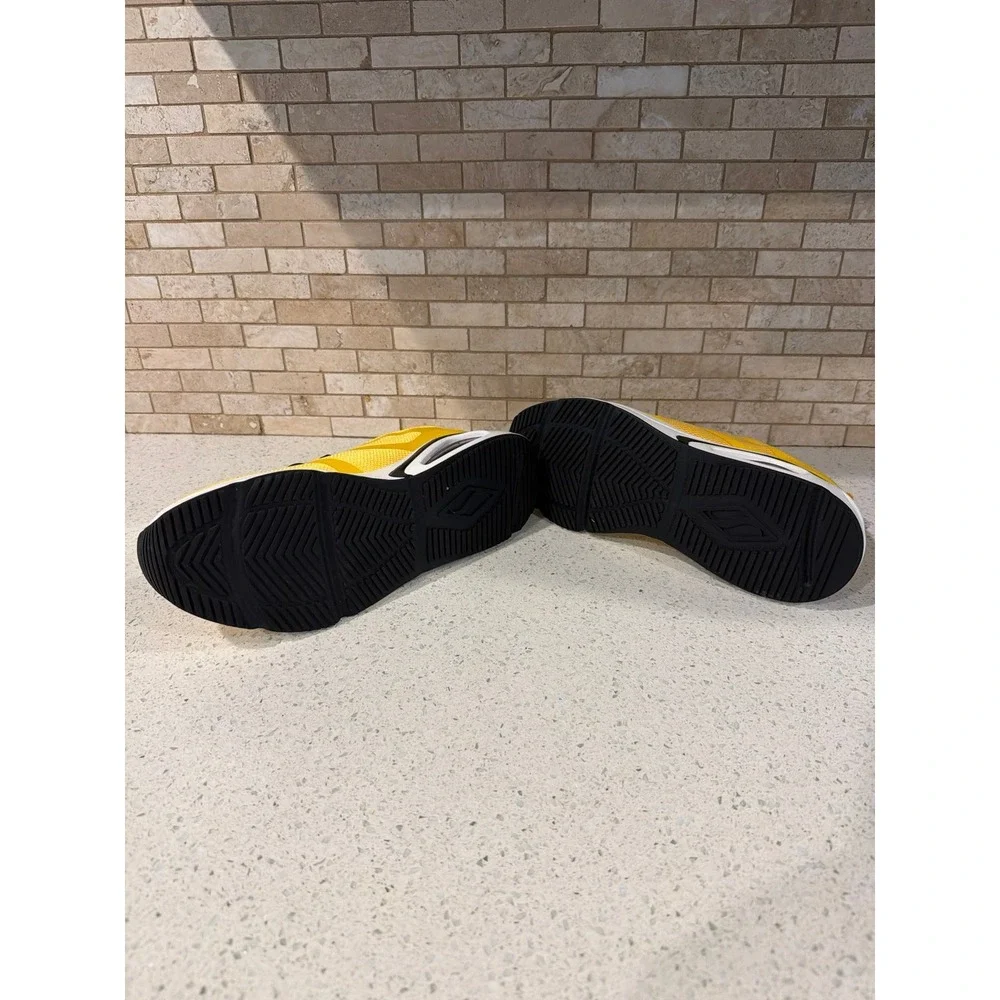 Skechers Air Cushion Sneakers Yellow Black Athletic Running Shoes men's 10.5